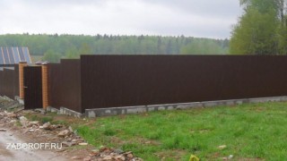 забор из профнастила